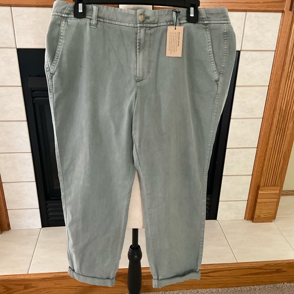 NWT J. Crew Comfy Trouser Look Jeans, Women’s Sz 8 - Picture 2 of 8